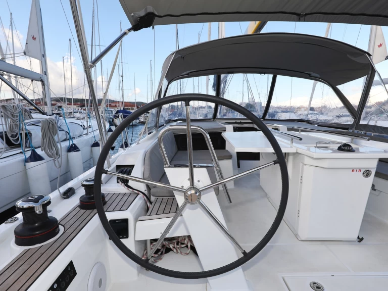 Location Voilier Bénéteau avec permis