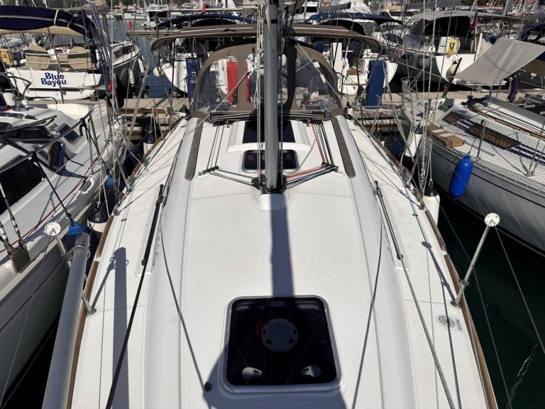 Louer Voilier avec ou sans skipper Jeanneau à Biograd na Moru