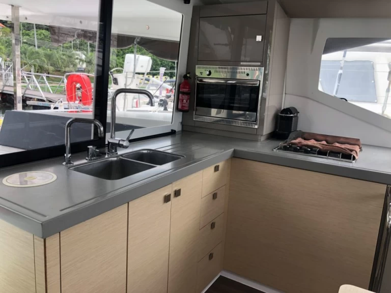 Catamaran à louer à Saint George's au meilleur prix