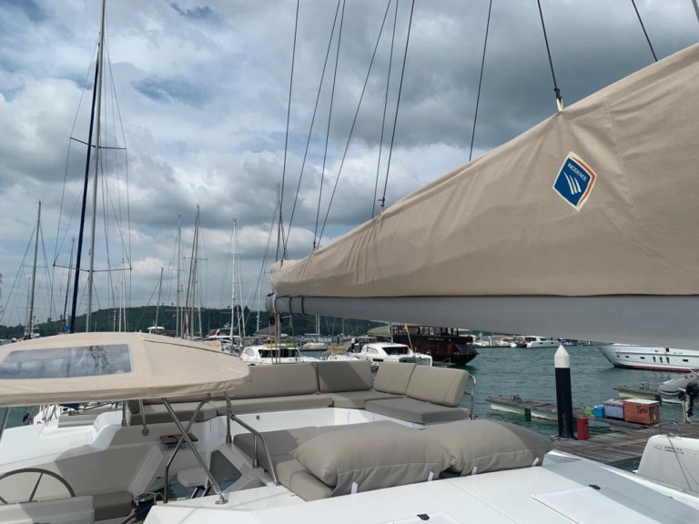 Fountaine Pajot Elba 45 a louer à Mai Khao