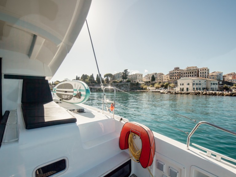 Location Catamaran à Gouviá - Lagoon Lagoon 42