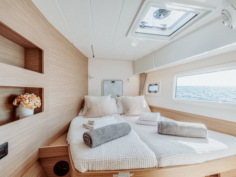 Louer Catamaran avec ou sans skipper Lagoon à Gouviá