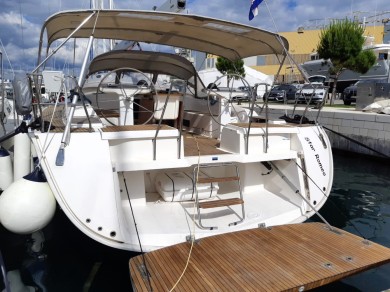 Sailboat to hire SCT Marina Trogir at the best price