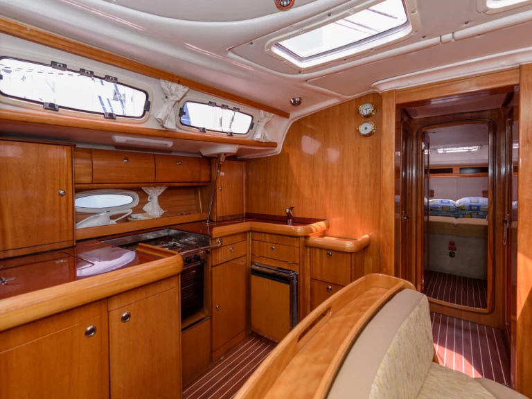 Louez un Bavaria Cruiser 46 à Trogir