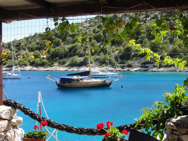 Louez un Custom Made Larus - 3 + 1 cab. à Pirovac