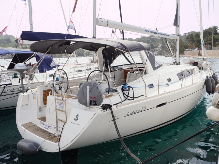 Bénéteau Oceanis 50 Family a louer à Rogač