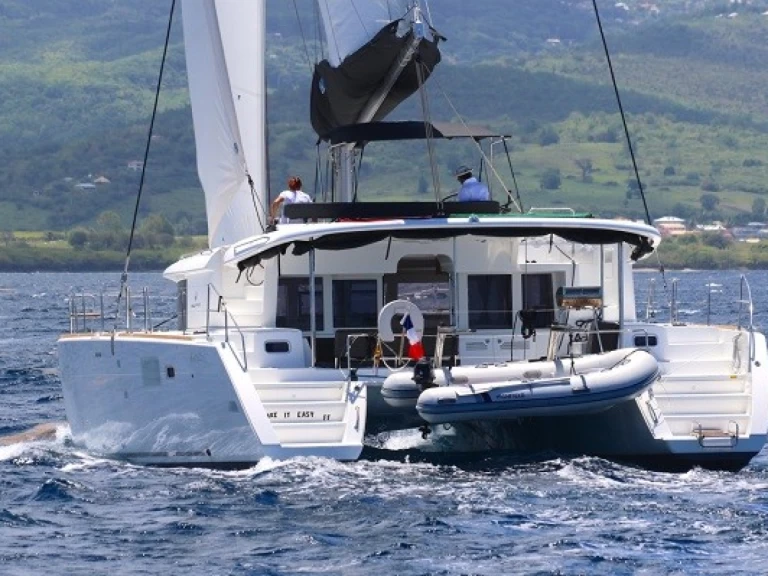 Louer Catamaran avec ou sans skipper Lagoon à Saint Vincent (Island)