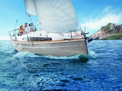 Rent a Bavaria Cruiser 34 Portoferraio