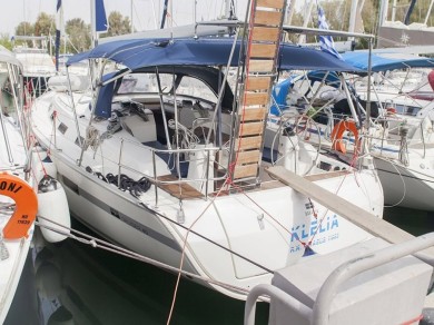 Huur een Bavaria Cruiser 40 in Alimos Marina