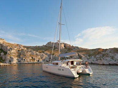 Catamaran rental in Skiathos - Lagoon Lagoon 400 S2