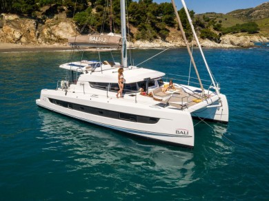 Bali Catamarans Bali 4.2 jednotlivci a charterové společnosti v Lefkáda