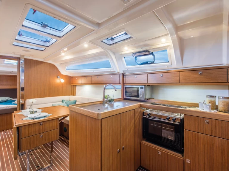 Location à Trogir - Bavaria Bavaria Cruiser 37 Style sur SamBoat