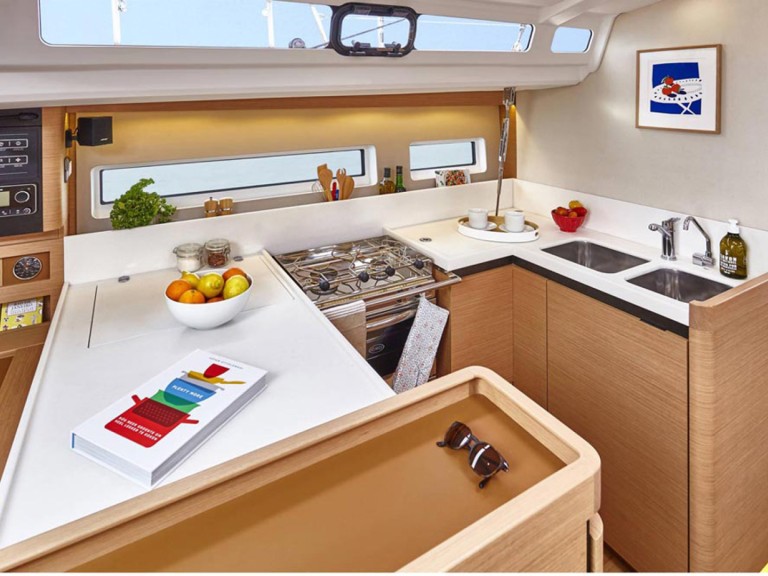 Location bateau Trogir pas cher Sun Odyssey 440