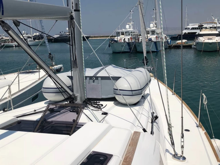 Location bateau Ellinikó pas cher Sun Odyssey 479