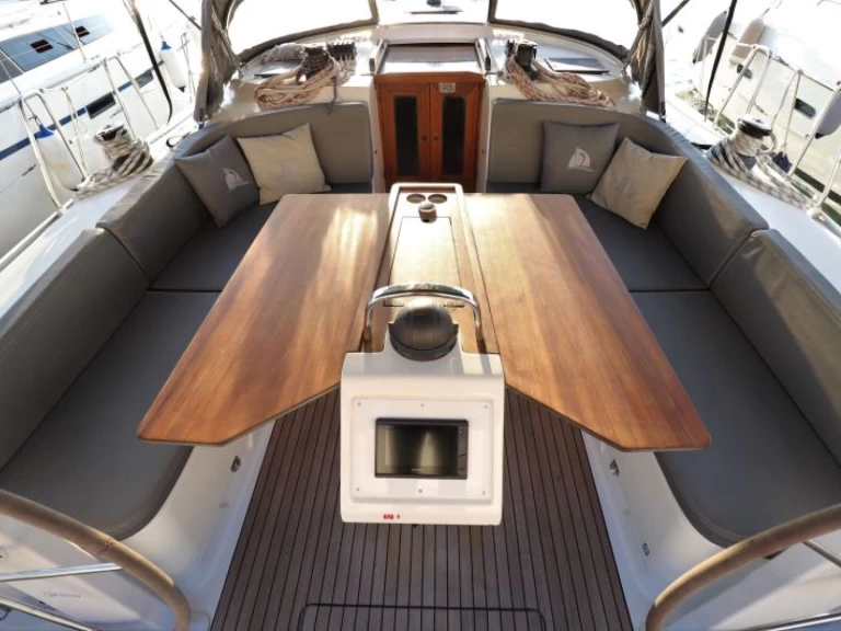 Bavaria Cruiser 46 a louer à Castellammare di Stabia