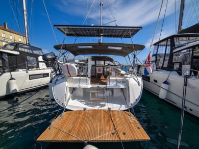 Alquiler de Bavaria Cruiser 56 en Borik Marina