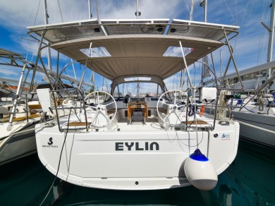 Sailboat hire in Borik Marina - Bénéteau Oceanis 40.1