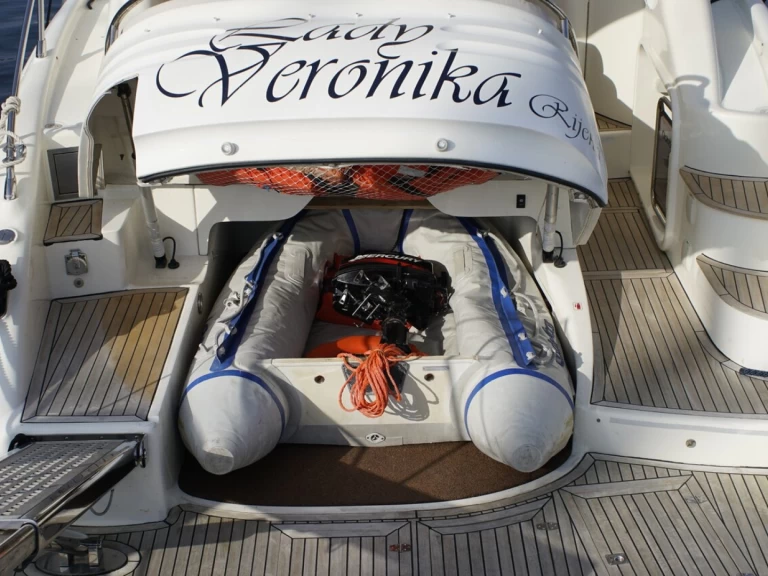 Yacht à louer à Punat au meilleur prix