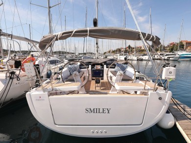 Bareboat Rental Sailboat Hanse with a boat licence