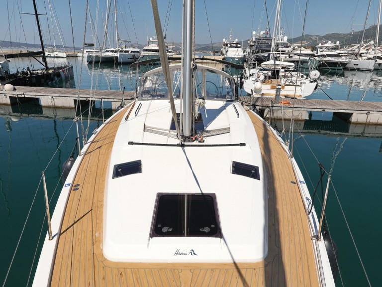 Location bateau Hanse Hanse 415 à Sibenik sur Samboat
