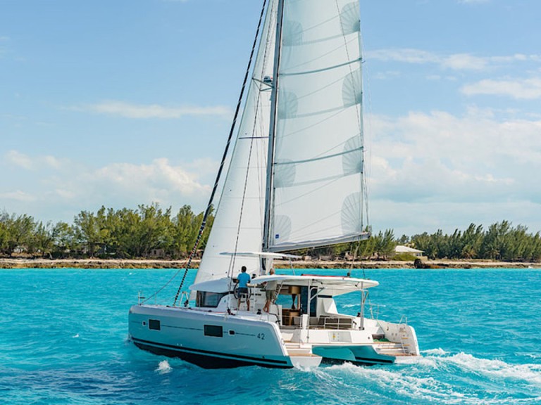 Location Catamaran Lagoon avec permis