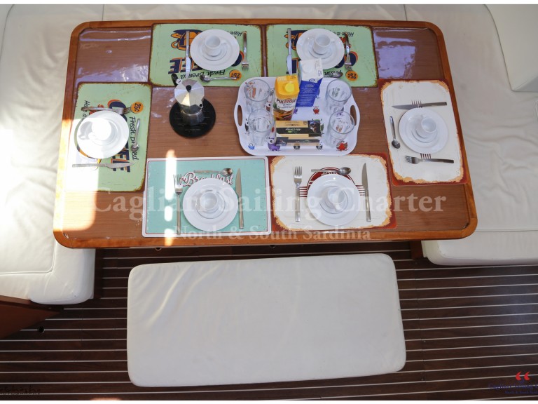 Location à Cagliari - Bavaria Cruiser 51 sur SamBoat