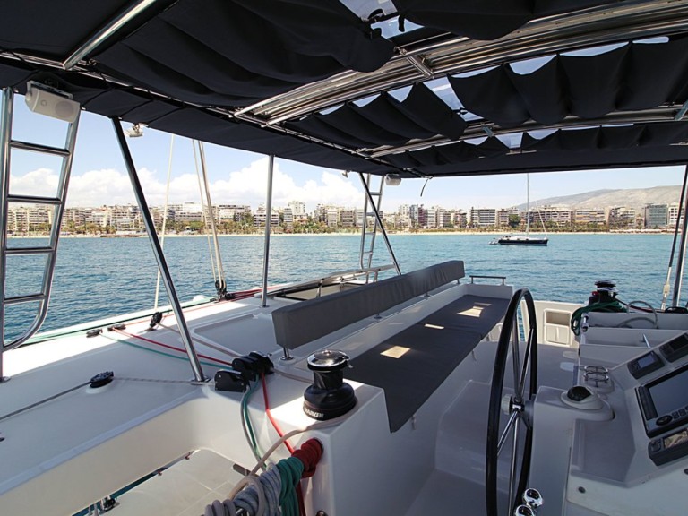 Location bateau Lagoon Lagoon 450 à Álimos sur Samboat