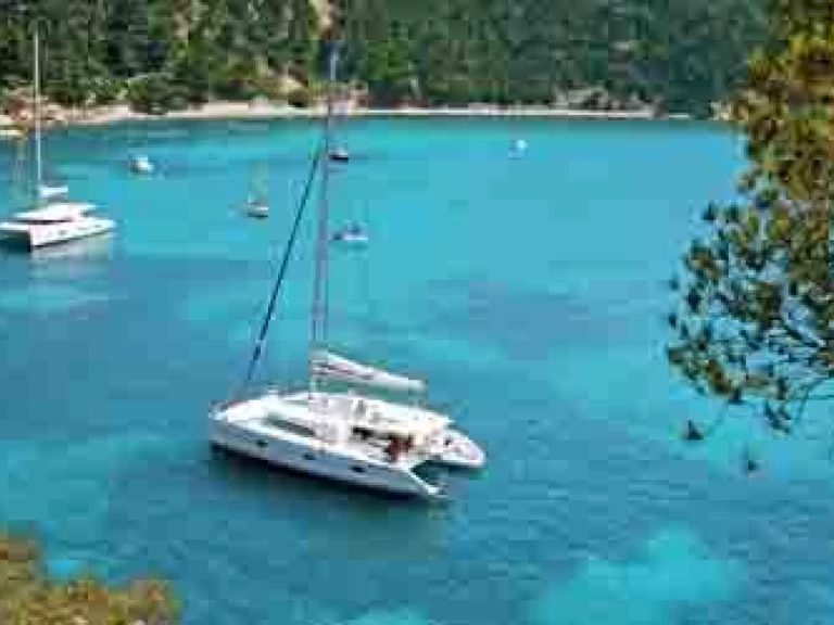 Catamaran à louer à Seget Donji au meilleur prix