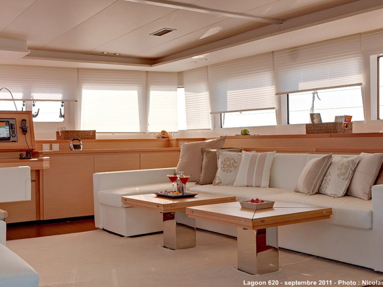 Louer Catamaran avec ou sans skipper Lagoon à Île Raiatea