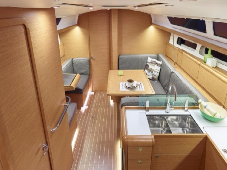 Louer Voilier avec ou sans skipper Jeanneau à Praslin Island