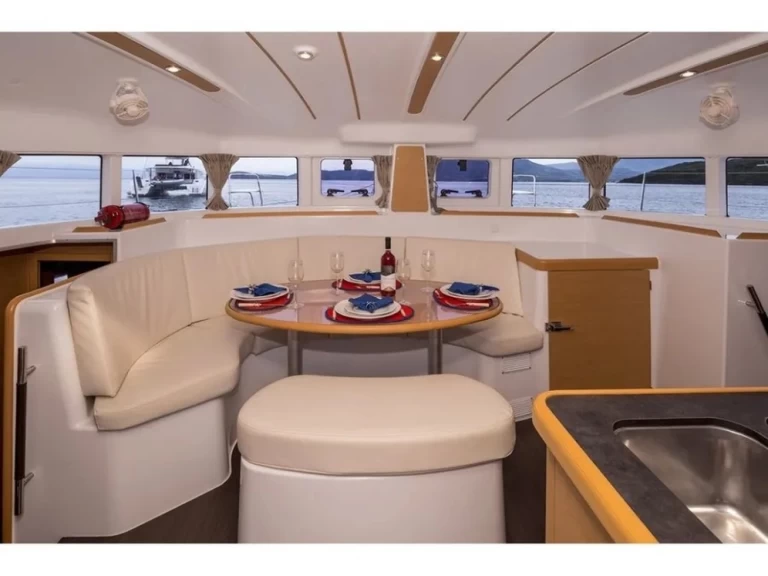 Louer Catamaran avec ou sans skipper Lagoon à Lefkáda