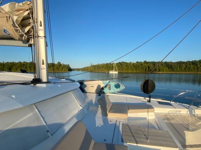 Location bateau Fountaine Pajot Aura 51 à Saint Vincent (Island) sur Samboat