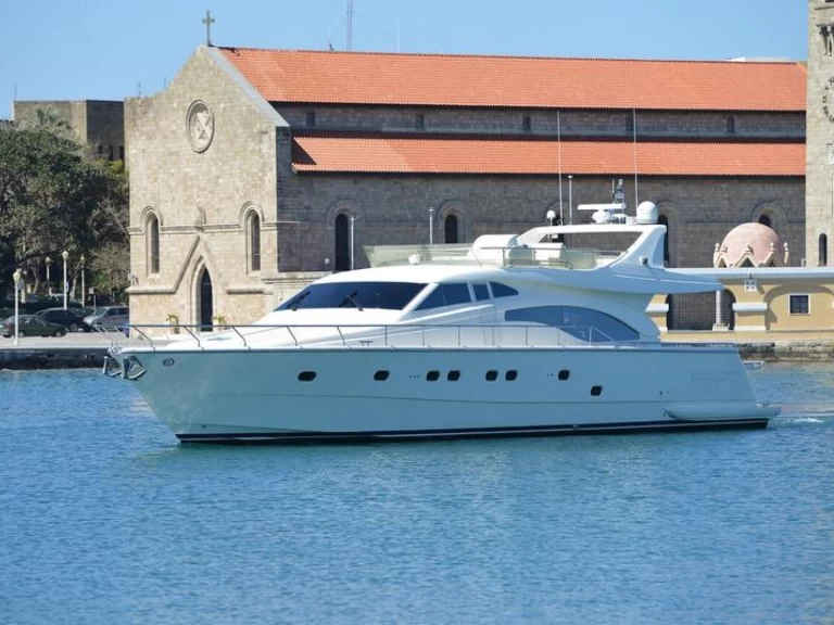 Louer Yacht avec ou sans skipper Ferretti à Rhodes (Ville)