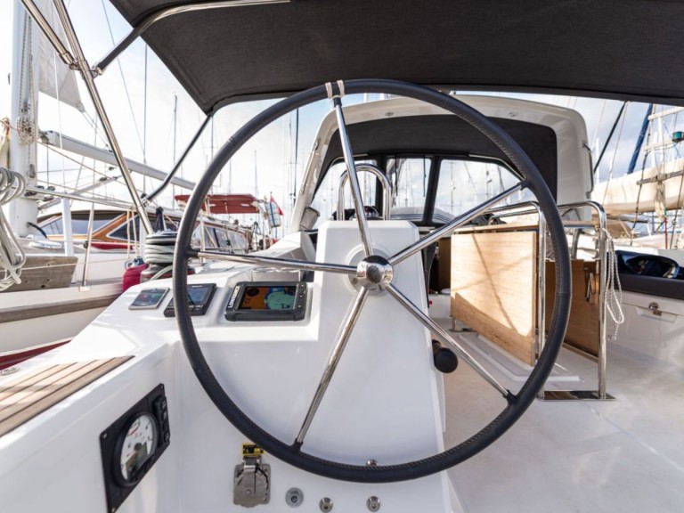 Louez un Bénéteau Oceanis 41.1 à Lefkáda