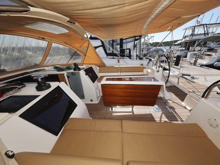 Location bateau Dufour Dufour 460 Grand Large à Sibenik sur Samboat