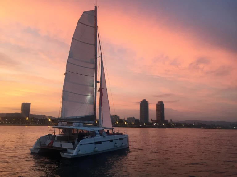 Catamaran à louer à Barcelone au meilleur prix