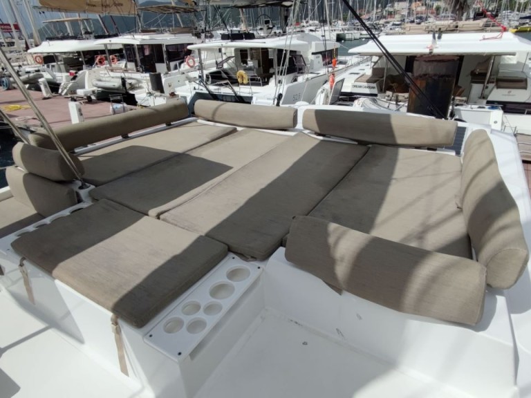 Louez un Bali Catamarans Bali Catspace Voile à Le Marin