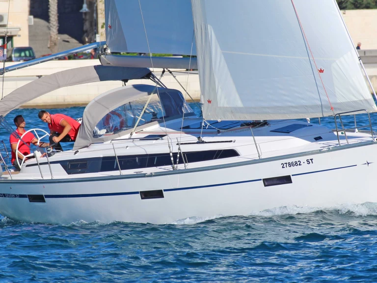 Location bateau Bavaria Cruiser 37 à Split sur Samboat