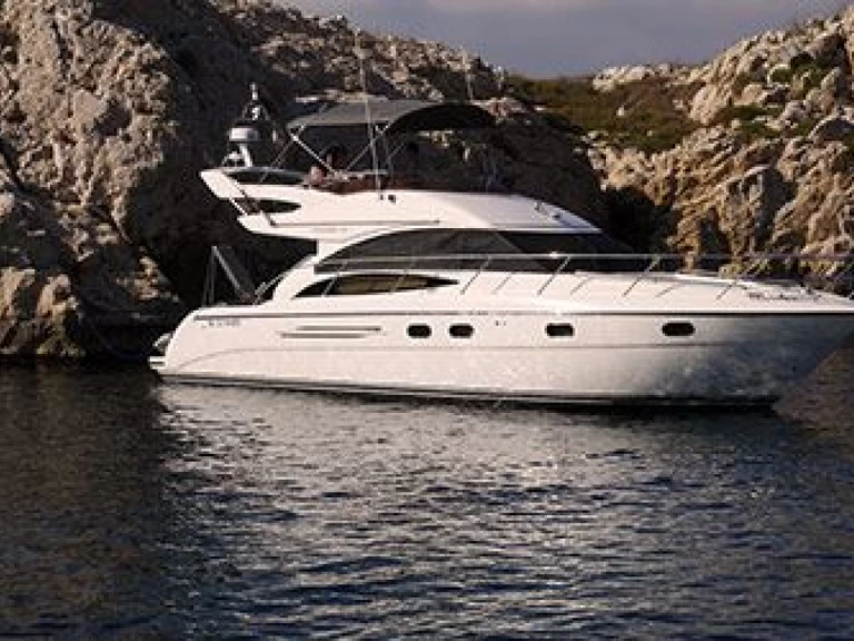 Location bateau Princess V42 à Marseille sur Samboat
