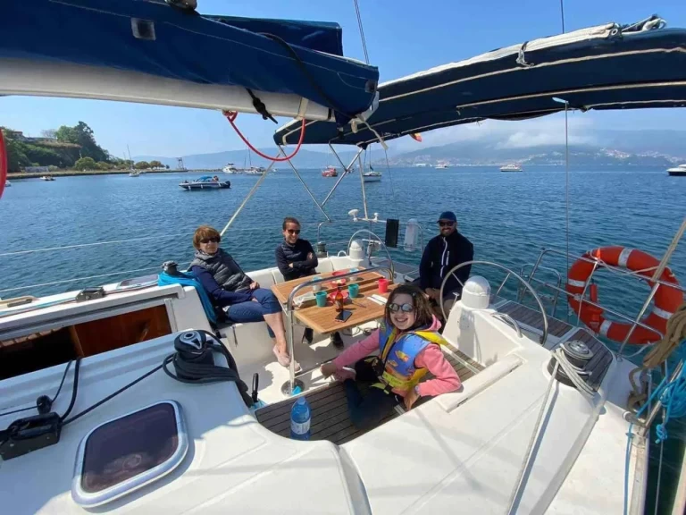 Location bateau Dufour Dufour 385 Grand Large à Portimão sur Samboat