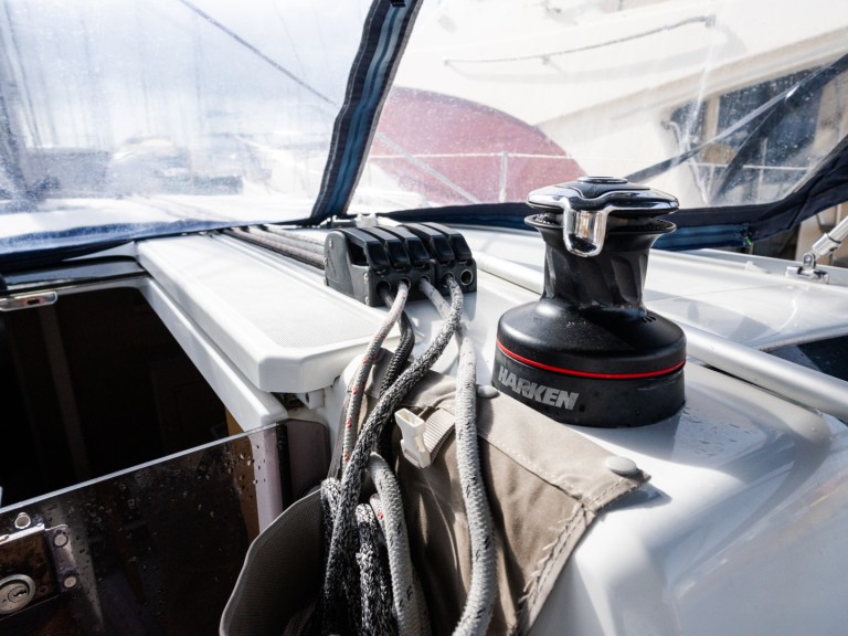 Location bateau Castiglioncello pas cher Oceanis 40.1