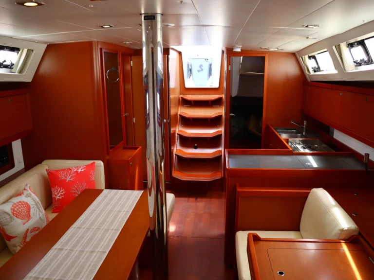 Location bateau Álimos pas cher Oceanis 41