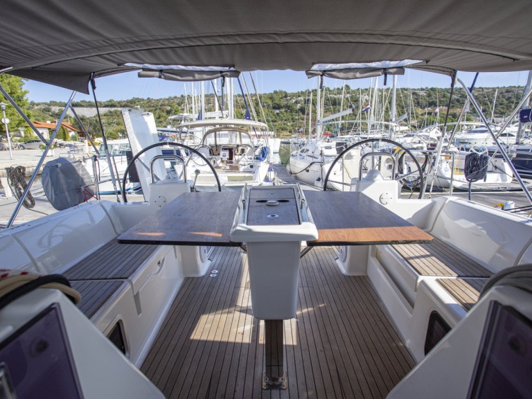Location à Pula - Dufour Dufour 460 Grand Large sur SamBoat