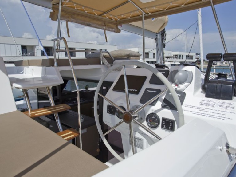 Location bateau Fountaine Pajot Saona 47 à La Paz sur Samboat