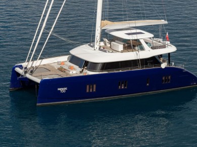 Charter a Sunreef Sunreef 80 in Saint Martin on Samboat