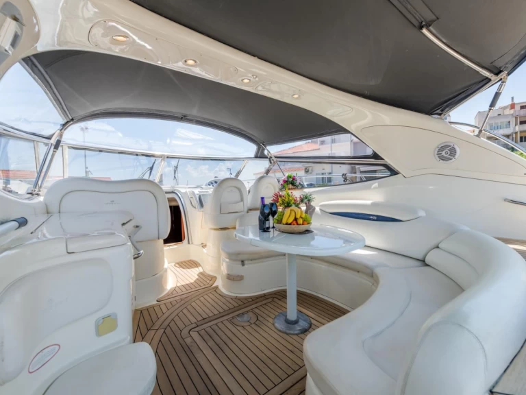 Location Bateau à moteur à Split - Cranchi Cranchi 50