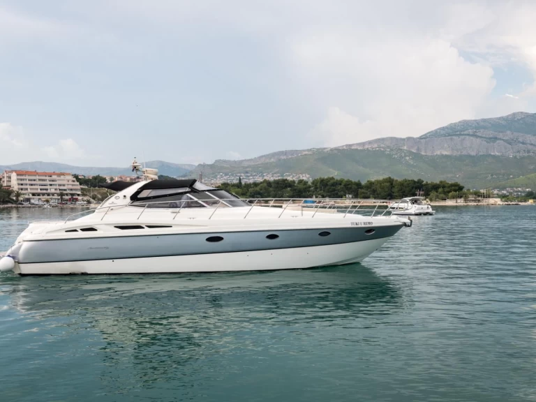Location bateau Cranchi Cranchi 50 à Split sur Samboat