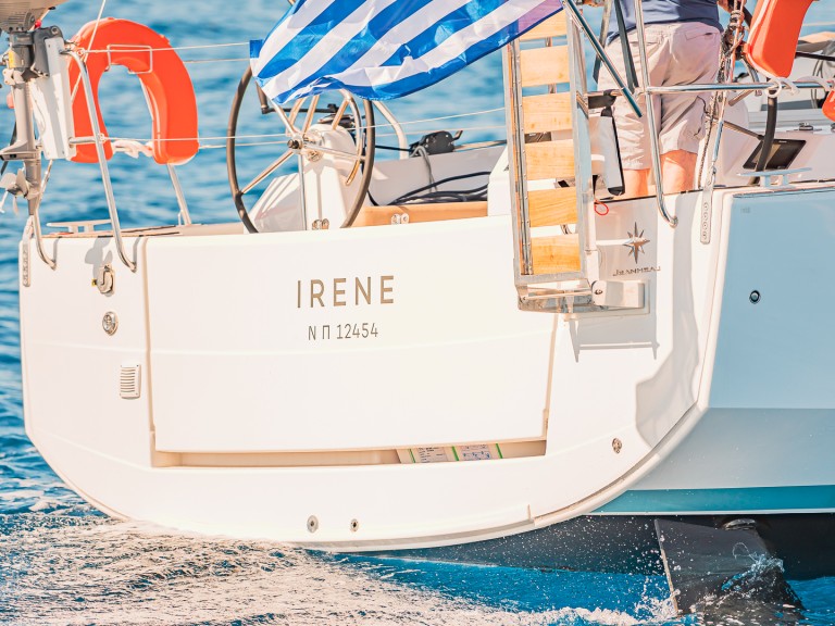 Location à Álimos - Jeanneau Sun Odyssey 410 sur SamBoat
