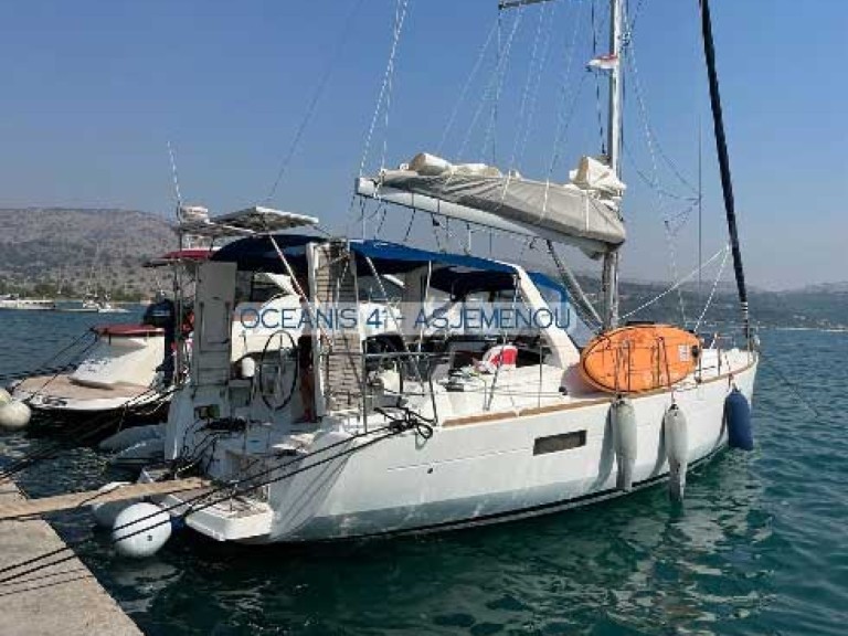 Location bateau Gouviá pas cher Oceanis 41