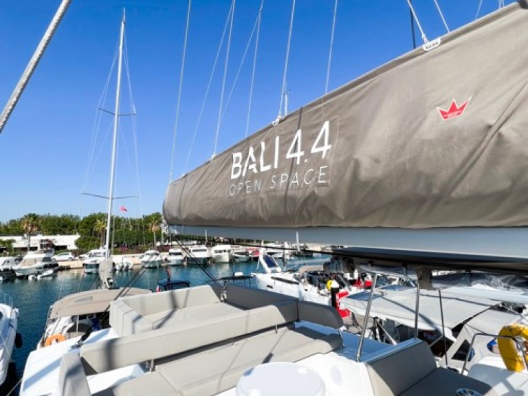 Louez un Bali Catamarans Bali 4.4 à Turgutreis